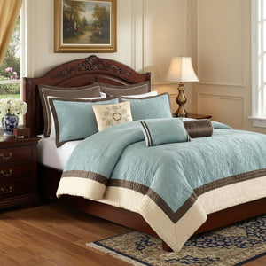HomeRoots Set of Nine Elegant Ivory & Light Blue Medallion King Bedding Ensemble with Ring Stitch Texture 678438