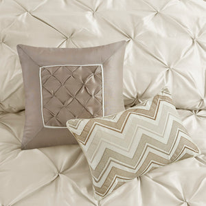 HomeRoots Set of Seven Ivory Bedding Collection - Luxurious Queen Comforter and Shams for Stylish Sleep Space 678440