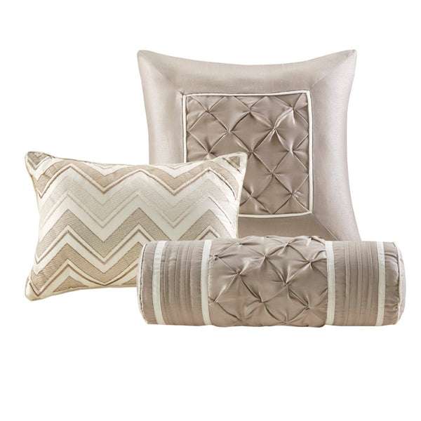 HomeRoots Set of Seven Ivory Bedding Collection - Luxurious Queen Comforter and Shams for Stylish Sleep Space 678440