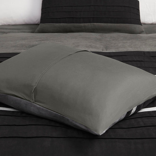 HomeRoots Set of Seven Black King Bedding Ensemble - Luxurious Polyester Comforter with Textured Shams 678442