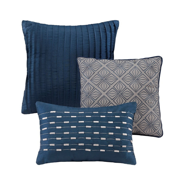 HomeRoots Set of Seven Navy Blue & Ivory Ombre King Comforter Ensemble with Ring Stitch for Elegant Style 678446