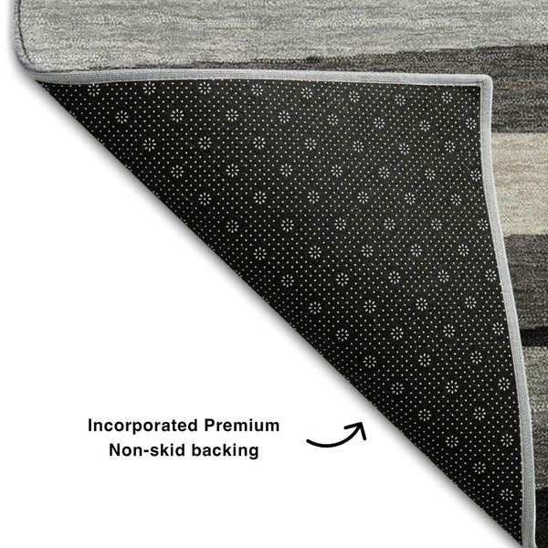 HomeRoots 8' Gray-Silver and Beige Striped Round Rug - Washable, UV-Protected, Durable for Active Homes 678487