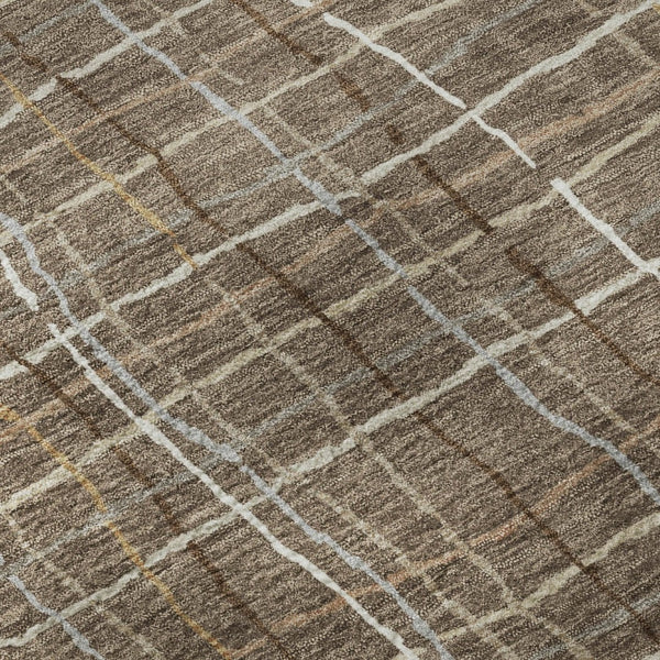 HomeRoots 8' Taupe Ivory Gold Striped Washable Round Rug - Durable, UV Protected & Stylish for Every Room 678601