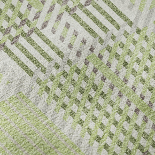 HomeRoots 8' Washable Round Rug in Artichoke Green, Ivory & Gray Plaid - Stain Resistant & UV Protected Design 678697
