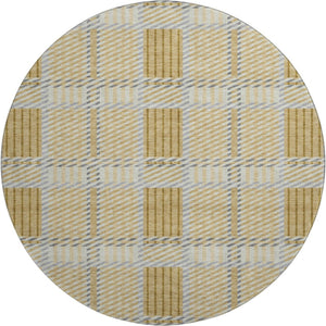 HomeRoots 8' Gold Beige and Brown Plaid Round Rug - Washable, UV Protected, Perfect for Family Spaces! 678715