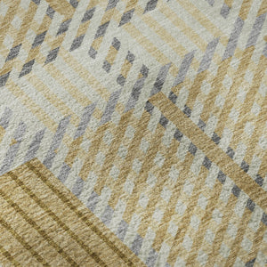 HomeRoots 8' Gold Beige and Brown Plaid Round Rug - Washable, UV Protected, Perfect for Family Spaces! 678715