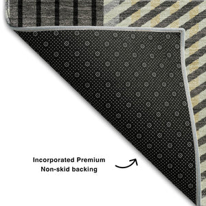 HomeRoots 5' X 8' Gray Beige Ivory Plaid Area Rug - Durable, Washable & UV-Protected for High-Traffic Spaces 678720
