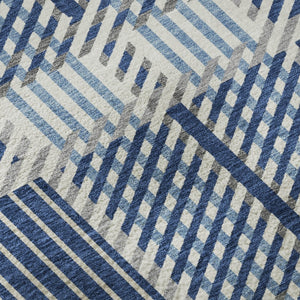 HomeRoots 8' Washable Round Rug in Navy Blue, Ivory & Gray Plaid - Stain Resistant with UV Protection for Homes 678739