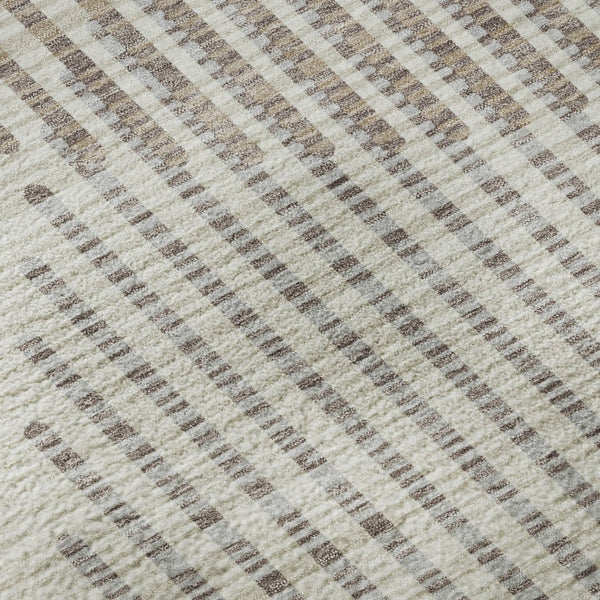 HomeRoots 8' Beige and Taupe Geometric Round Rug - Washable, UV Protected, Durable, Perfect for High Traffic Areas 678763