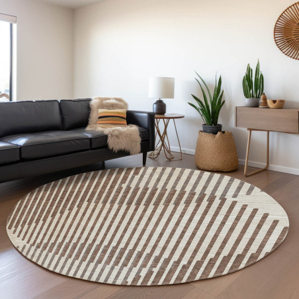HomeRoots 8' Stylish Brown and Ivory Geometric Round Rug – Washable, UV Protected, Perfect for High-Traffic Areas 678769