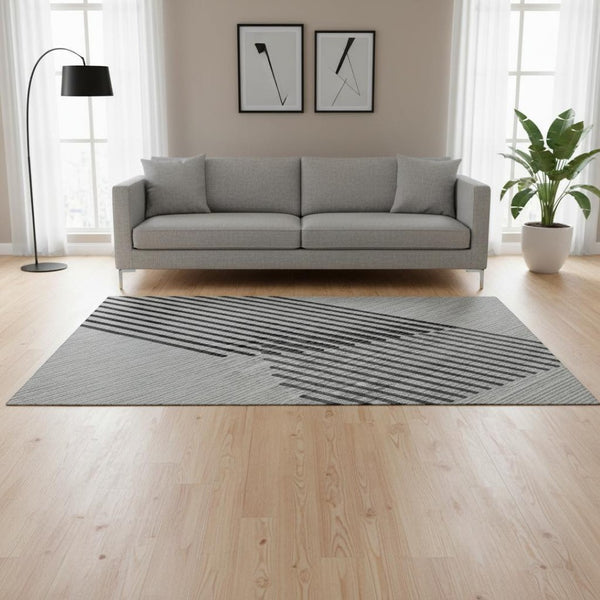 HomeRoots 5' X 8' Gray And Ivory Geometric Area Rug - Washable, UV-Protected, Durable Design for Busy Homes 678798