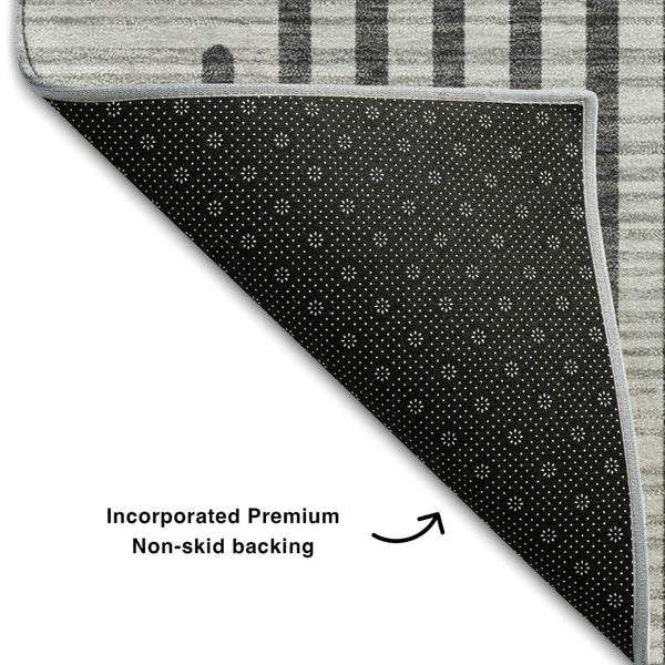 HomeRoots 8' X 10' Gray And Ivory Geometric Area Rug - Washable, UV Protected, Perfect for High-Traffic Spaces! 678800