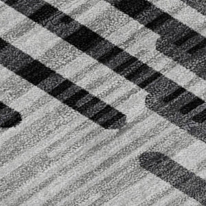 HomeRoots 9' X 12' Stylish Gray and Ivory Geometric Area Rug - Washable, UV-Protected, Perfect for Homes! 678801