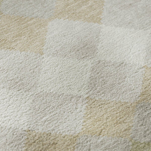 HomeRoots 8' Beige Taupe & Ivory Geometric Round Rug - Washable, UV-Protected, Durable for Homes with Kids & Pets 679027