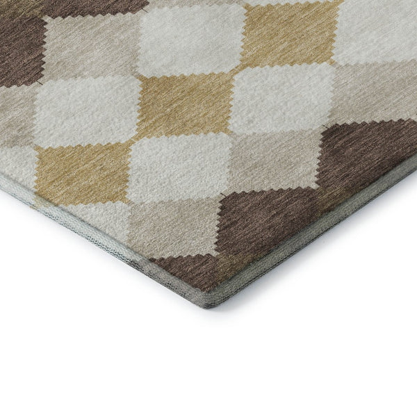 HomeRoots 8' Washable Round Rug in Brown, Beige & Gold – Durable Geometric Design with UV Protection for All Spaces 679045