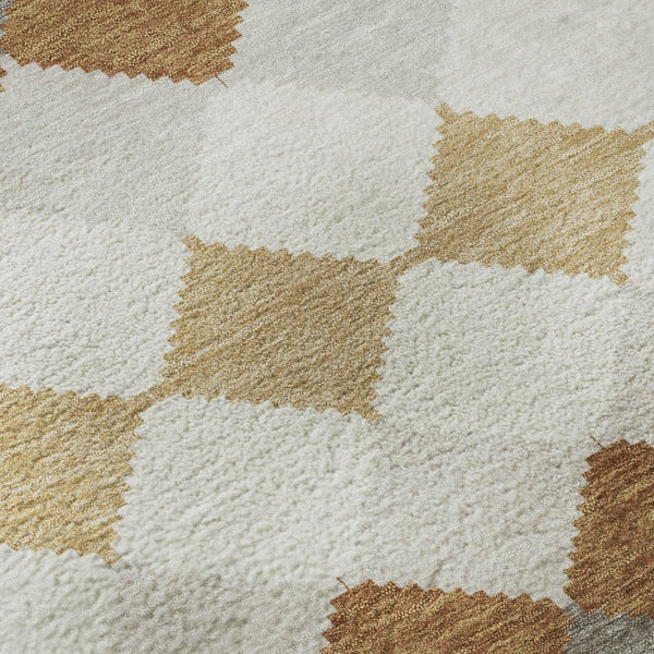 HomeRoots 8' Geometric Washable Round Rug in Copper, Beige & Ivory - UV Protected, Durable & Stylish Addition! 679051
