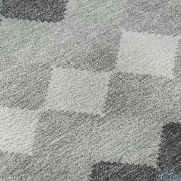HomeRoots 8' Modern Gray Ivory & Silver Geometric Washable Round Rug with UV Protection for Any Space 679063