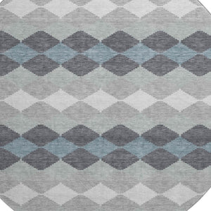 HomeRoots 8' Modern Gray Ivory & Silver Geometric Washable Round Rug with UV Protection for Any Space 679063