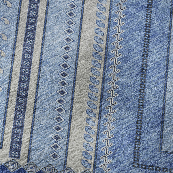 HomeRoots 8' Blue Ivory and Gray Tribal Round Rug - Washable, UV Protected, Perfect for Family Spaces & Patios 679261