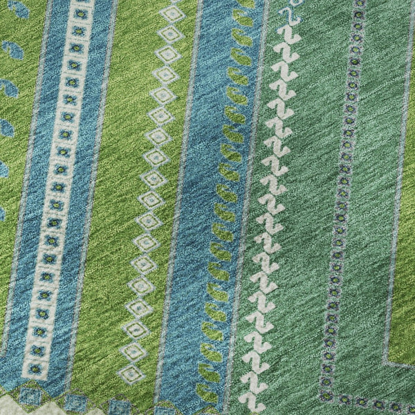 HomeRoots 8' Vibrant Lime Green, Teal & Ivory Tribal Round Rug - Washable, UV Protected, Perfect for Active Homes! 679291