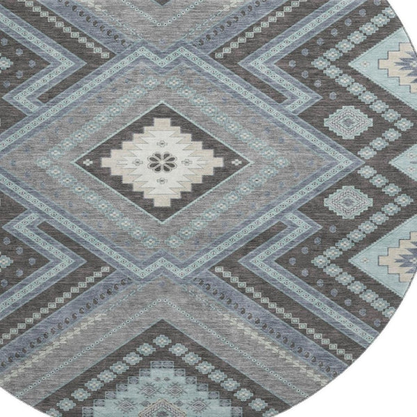 HomeRoots 8' Pewter Gray Tribal Round Rug - Washable, UV Protected, Stain Resistant for Stylish High-Traffic Areas 679309