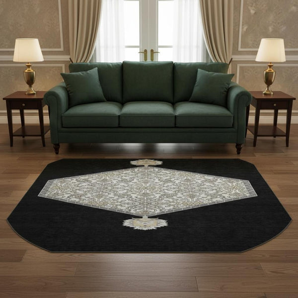 HomeRoots 8' Elegant Black Ivory & Gold Oriental Washable Round Rug with Stain Resistance & UV Protection 679333