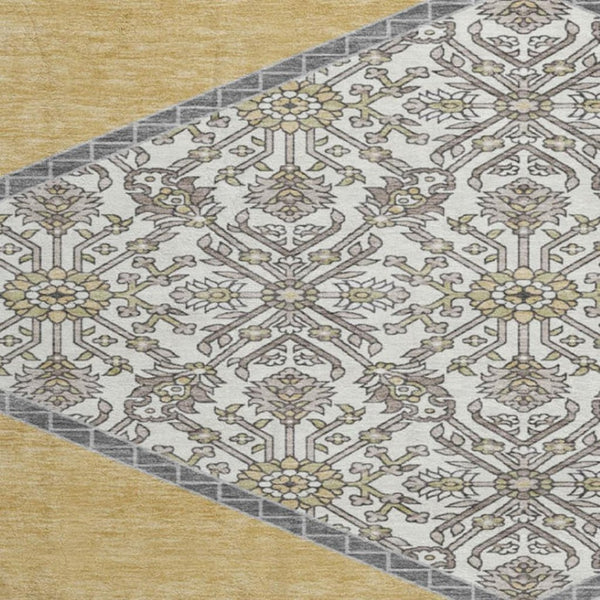 HomeRoots 8' Gold Ivory and Gray Oriental Washable Round Rug - Stylish, Durable, Easy-Care for Busy Homes 679357