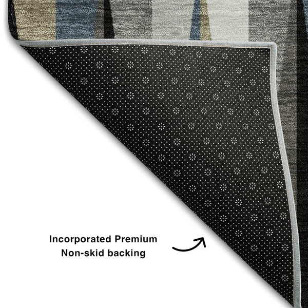 HomeRoots 5' Modern Geometric Washable Area Rug in Black, Beige & Ivory - Durable, UV Protected & Stylish! 679398