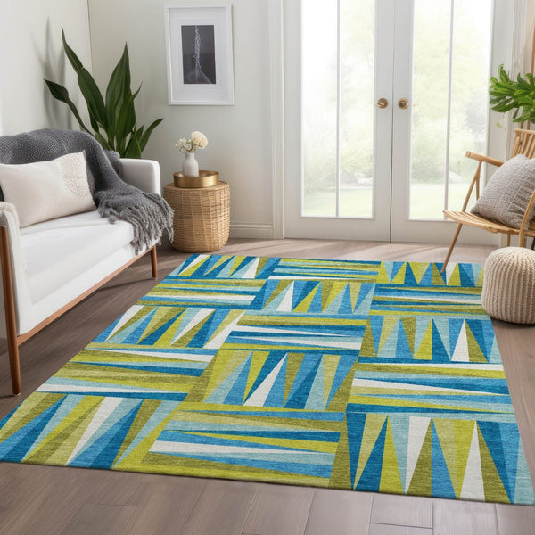 HomeRoots 10' X 14' Teal Green & Ivory Geometric Area Rug - Stylish, Washable, UV-Protected for Any Space! 679468