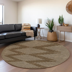 HomeRoots 8' Modern Brown and Beige Geometric Round Rug - Washable, UV Protected, Non-Slip, Stain Resistant 679699