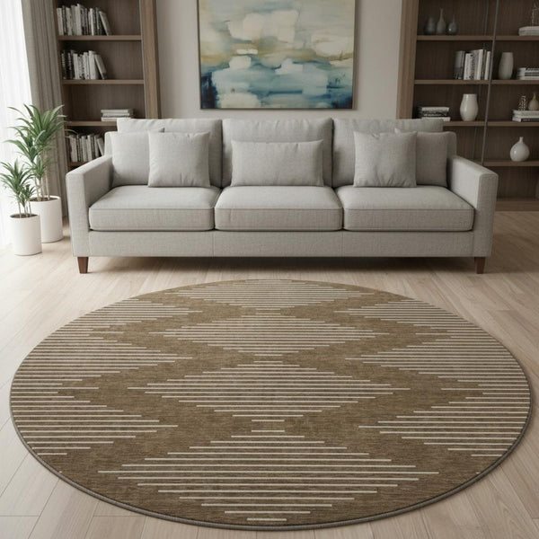 HomeRoots 8' Modern Brown and Beige Geometric Round Rug - Washable, UV Protected, Non-Slip, Stain Resistant 679699