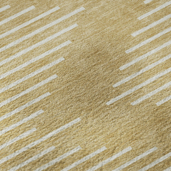 HomeRoots 8' Gold And Ivory Geometric Round Rug – Washable, UV Protected, Stylish for Modern Interiors 679729