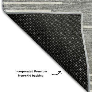 HomeRoots 8' Gray and Ivory Geometric Round Rug - Washable, UV-Protected, Stylish, Stain-Resistant Beauty 679735