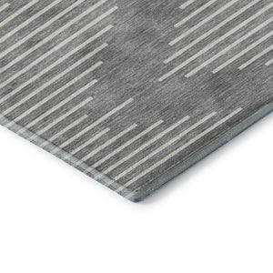 HomeRoots 8' Gray and Ivory Geometric Round Rug - Washable, UV-Protected, Stylish, Stain-Resistant Beauty 679735