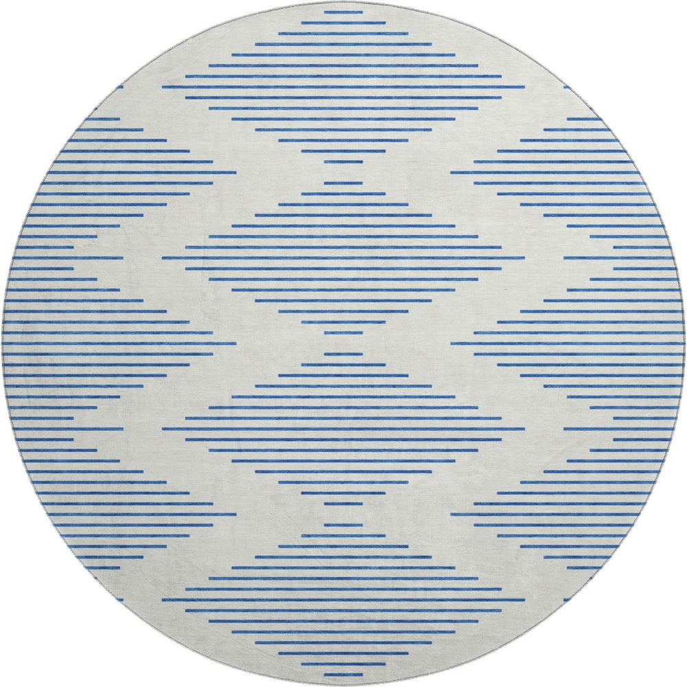 HomeRoots 8' Ivory & Navy Geometric Round Rug - Washable, Stain Resistant, UV Protected, Family-Friendly Style 679825