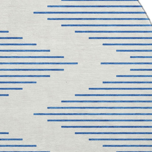 HomeRoots 8' Ivory & Navy Geometric Round Rug - Washable, Stain Resistant, UV Protected, Family-Friendly Style 679825
