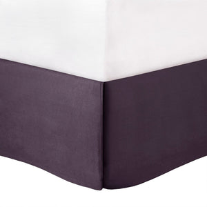 HomeRoots Set of Seven Plum King Comforter & Sham Ensemble - Luxurious Polyester Bedding for Summer Comfort 679871