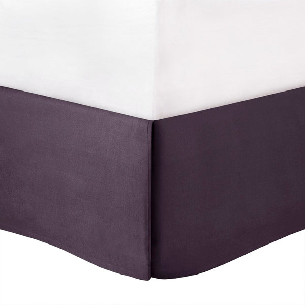 HomeRoots Set of Seven Plum King Comforter & Sham Ensemble - Luxurious Polyester Bedding for Summer Comfort 679871