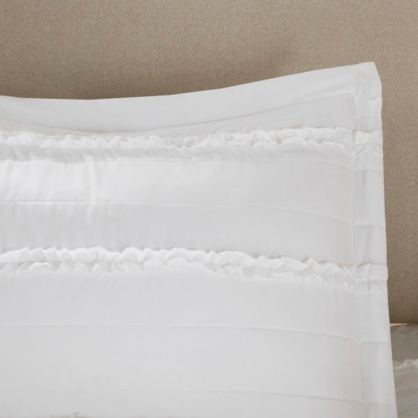 HomeRoots Set of Five White King Ring Stitch Bedding Set – Luxurious Comforter & Shams for Stylish Bedrooms 679875