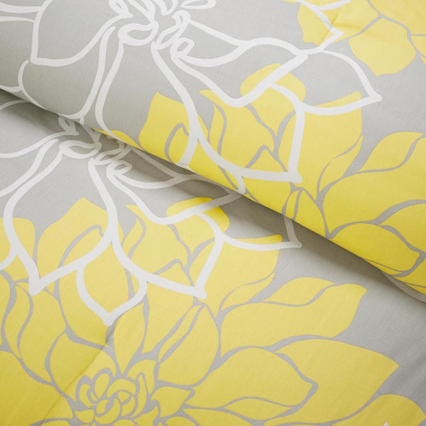 HomeRoots Set of Seven Gray and Yellow Floral Queen Bedding Ensemble with Ring Stitch Design for Modern Comfort 679880