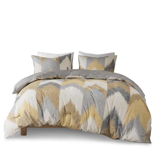 HomeRoots Set of Three Gray and Ivory Mid-Century Ring Stitch Polyester Comforter & Shams for Queen Beds 679882