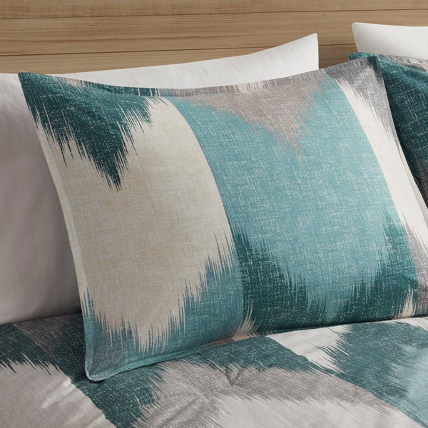 HomeRoots Set of Three Aqua and White Ring Stitch Bedding Collection – Luxurious Comforter & Shams Set 679884