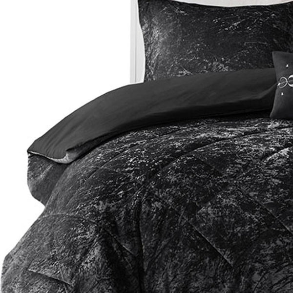 HomeRoots Set of Three Black Twin Ring Stitch Bedding Set – Modern Comforter and Shams for Stylish Rooms 679888
