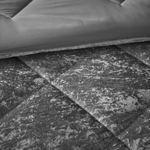 HomeRoots Set of Three Gray Twin Ring Stitch Comforter and Sham Set - Modern, Lightweight Bedding Ensemble 679892