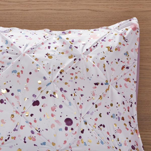 HomeRoots Set of Four Plum and White Abstract Ring Stitch Comforter & Shams - Luxurious, Lightweight Bedding 679894