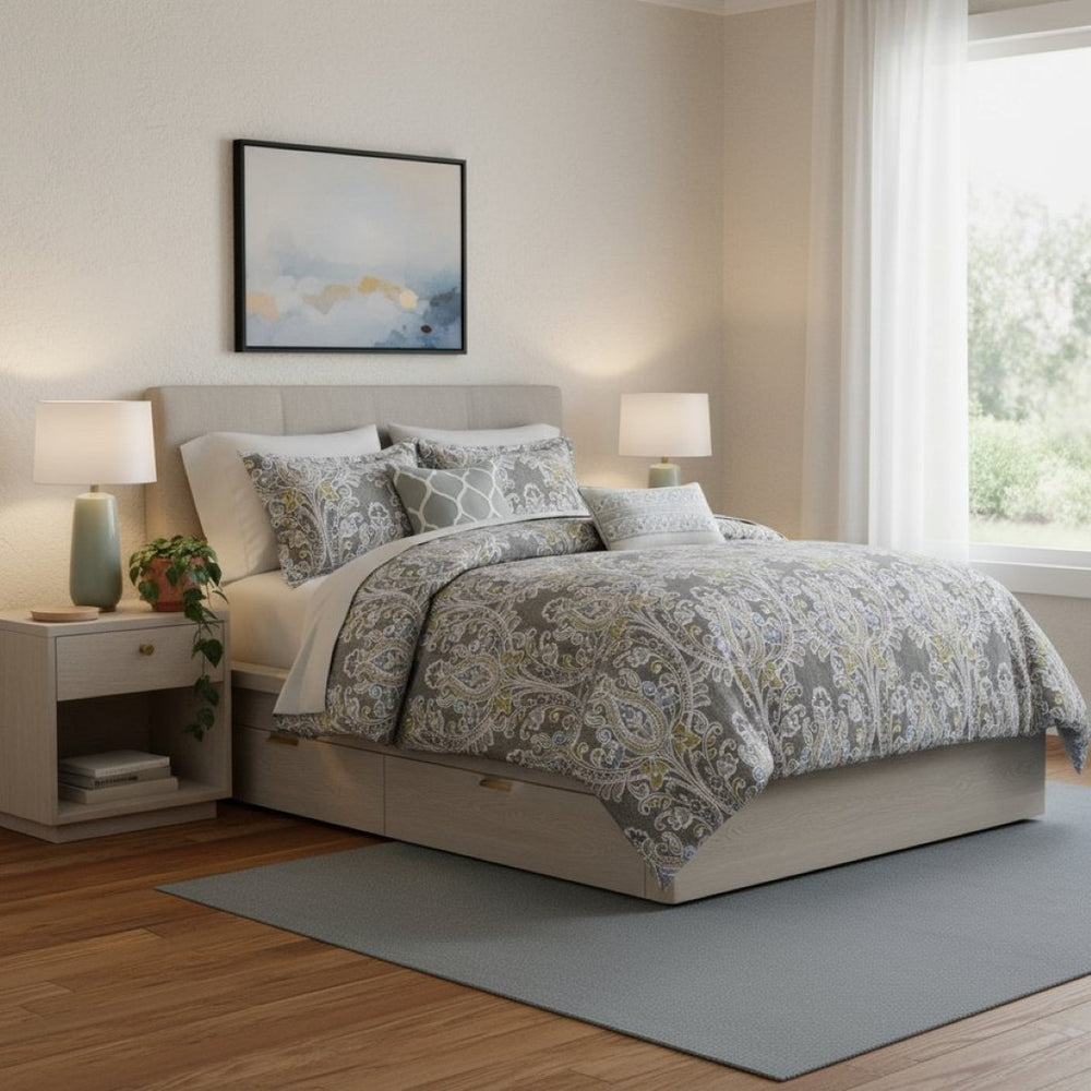 HomeRoots Set of Six Luxurious Gray and Ivory Damask King Comforter & Shams - 400-Thread Count Elegance 679897