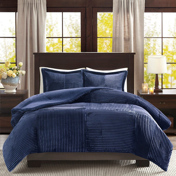 HomeRoots Set of Three Blue King Bedding Ensemble with Textured Stitch Comforter and Shams for Summer Style 679905