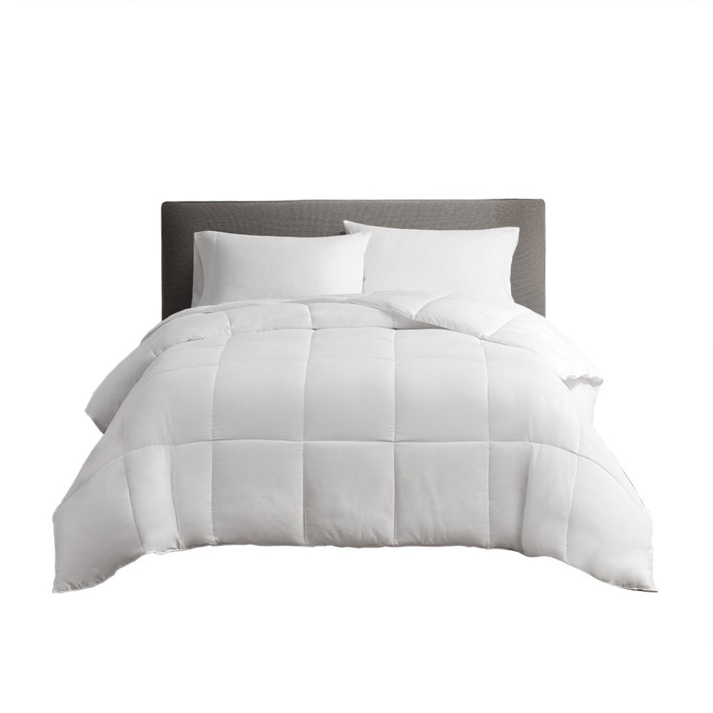 HomeRoots White Ring Stitch Comforter Set – Luxurious 400 Thread Count with Matching Sham for Elegant Bedrooms 679908