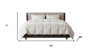 HomeRoots Set of Two White Ring Stitch Polyester Sham and Comforter - Lightweight, Elegant Bed Ensemble 679909