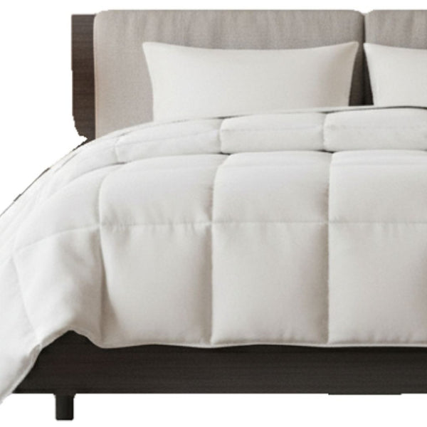 HomeRoots Set of Two White Ring Stitch Polyester Sham and Comforter - Lightweight, Elegant Bed Ensemble 679909